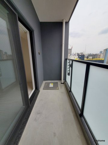 R SQUARE 日本橋Ⅰ 仲介手数料無料のバルコニー