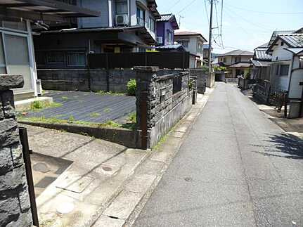 安佐北区亀山南5丁目中古戸建の前面道路含む現地写真