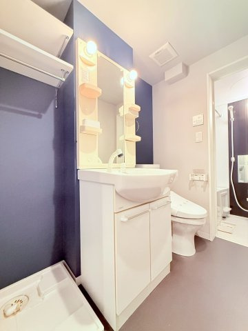 サンクス東須磨の洗面所