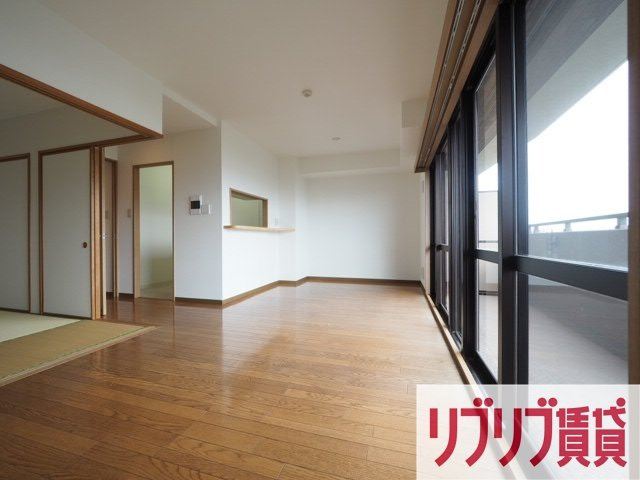 ライオンズマンション千葉グランドタワーの居間・リビング
