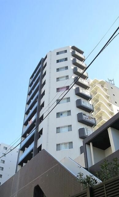ダイナシティ西新宿の外観