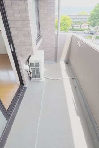 アヴニール五軒屋のバルコニー