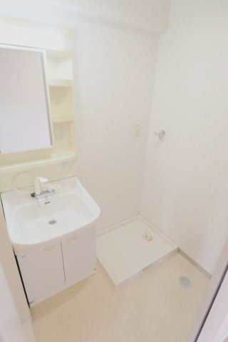 アヴニール五軒屋の洗面所
