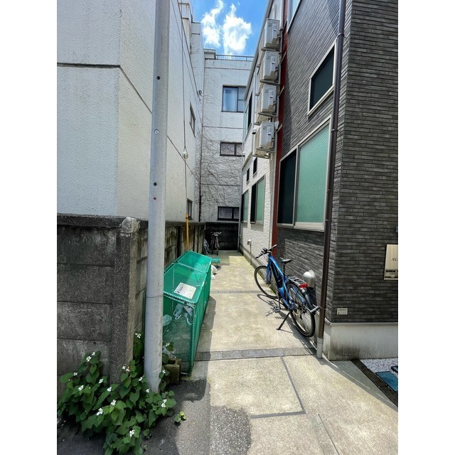 AVAND神楽坂 のエントランス