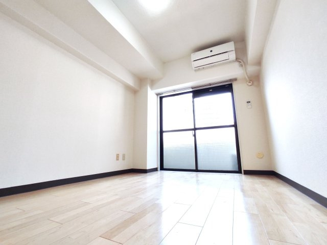 新宿区西新宿６丁目の賃貸マンションの内装|別部屋使用