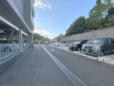 【駐車場】 | ヴェルビュ枚方公園・菊ヶ丘
