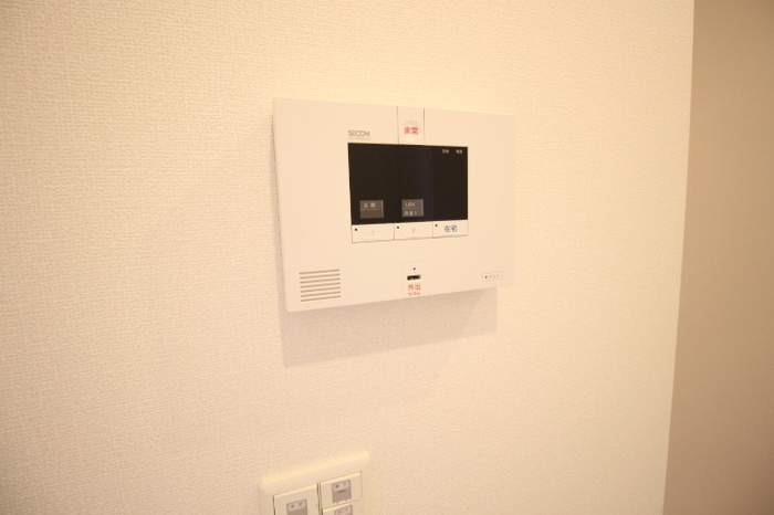 ロング　マレ伊福町　A棟のセキュリティ