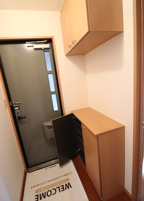 プランタンうららの玄関