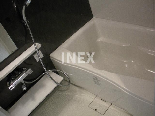 横浜市神奈川区子安通１丁目の賃貸マンションの浴室