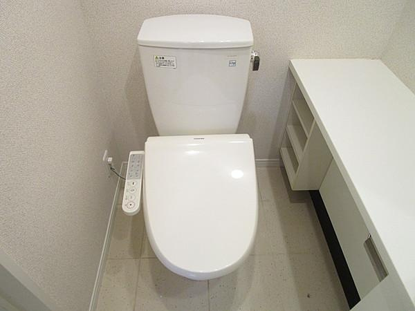 川崎市多摩区登戸の賃貸マンションのトイレ
