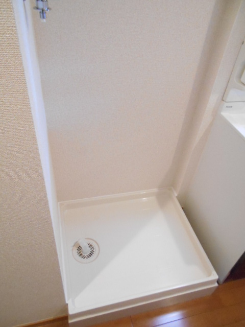 メゾンすみやの内装|室内洗濯機置き場
