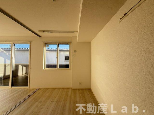 メゾンけやき通りの洋室|※反転タイプのお写真です。