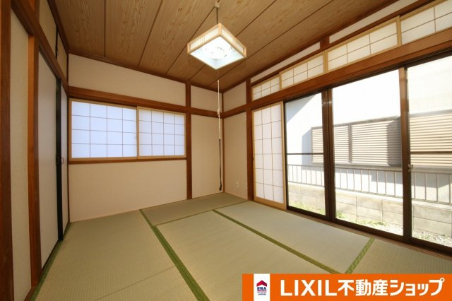 久喜市除堀中古住宅の和室|畳交換済み1階和室（1）