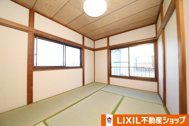 久喜市除堀中古住宅の和室|畳交換済み2階和室（1）