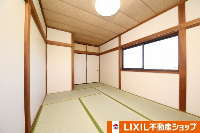 久喜市除堀中古住宅の和室|畳交換済み2階和室（2）