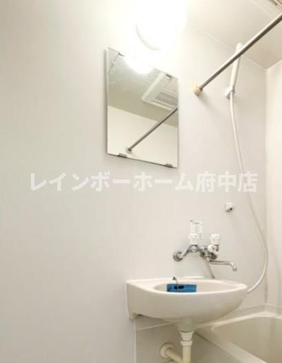 メインシティガーデン アイリスファームの洗面所
