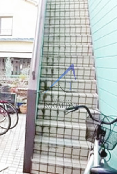 曳舟ヴィレッヂＢ館のその他共用部分|共用階段です。