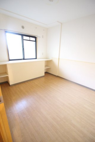 フローラ十代の子供部屋
