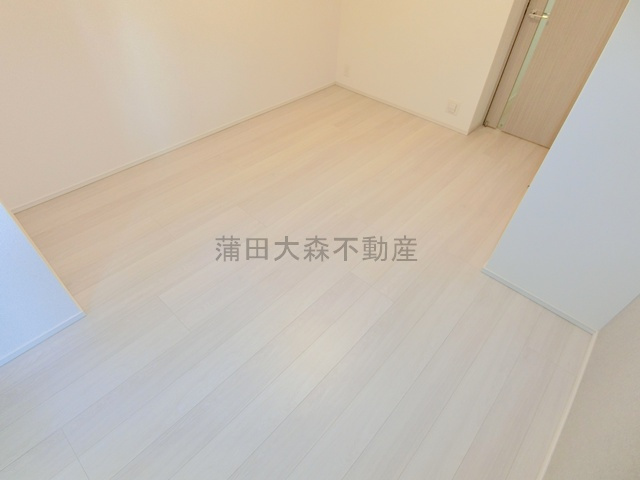 アークマーク大森町アジールコートの居間・リビング