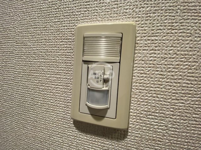 アーバンフラッツ上町のその他|アーバンフラッツ上町　人感センサーライト