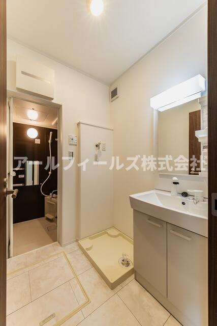 セナリオフォルム柏たなかⅡの独立洗面台