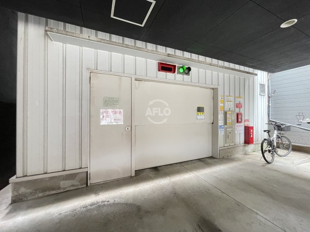 ゼウスニューヨーク5番街の駐車場|ブルグリンコート難波南　駐車場