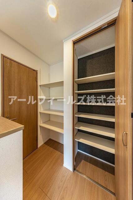 セナリオフォルム柏たなかⅡの収納