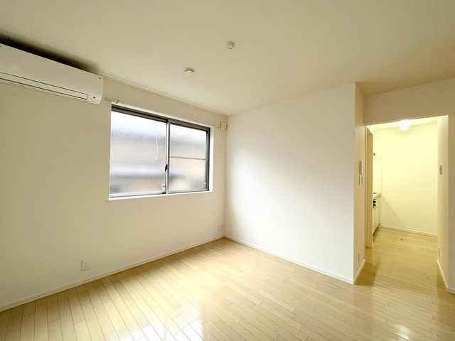 メゾンクレールの洋室|★各部屋に新しいエアコン★