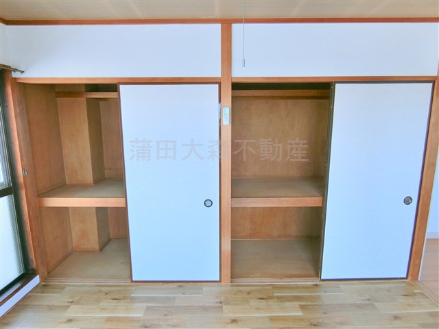 クレッセントハイムの収納|収納　押入れ