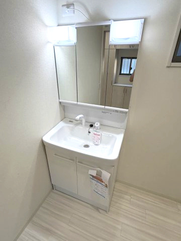 フジパレス喜連3丁目戸建ての洗面所