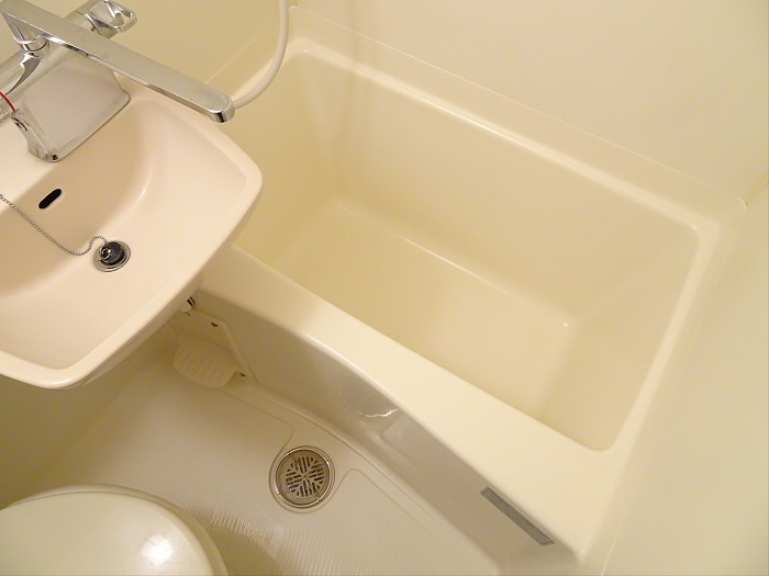 パークサイドヒルズの浴室|落ち着いた空間のお風呂です