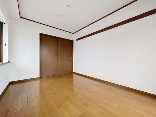 ロングアイランドガーデンの洋室