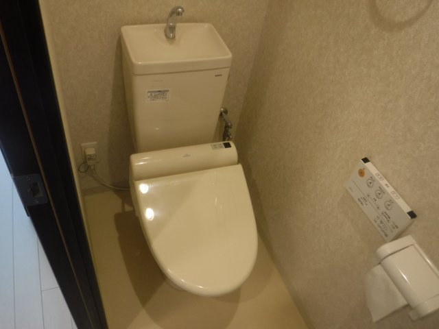 エバーブルームのトイレ|他のお部屋の参考写真となります。