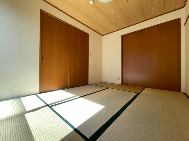 ピュアコートシミズの寝室