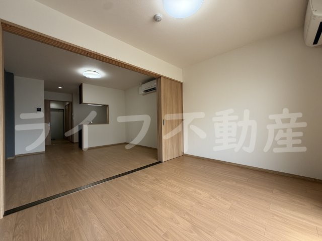 ローレルサウス若江西新町の居間・リビング