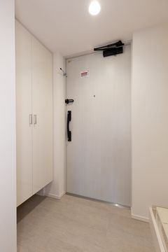 パークアクシス市川の玄関