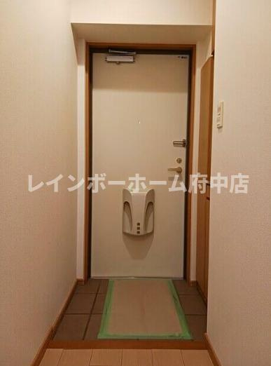 ロイヤル・レジデンス弐番館の玄関