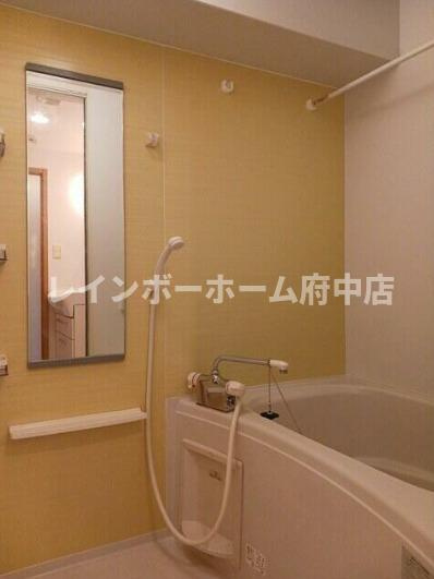 ロイヤル・レジデンス弐番館の浴室