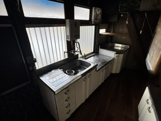 末広町2丁目戸建のキッチン
