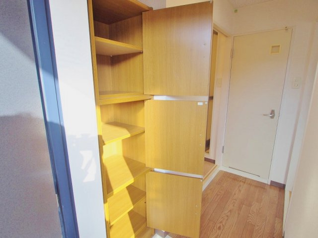 グランドゥール土井の収納