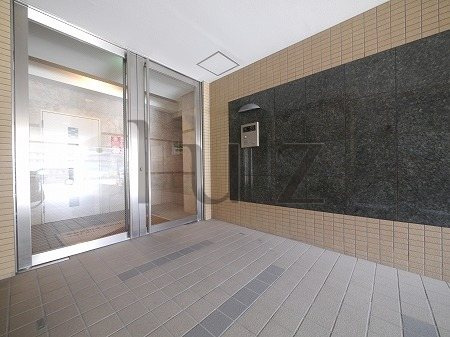 ソフィアコートのエントランス