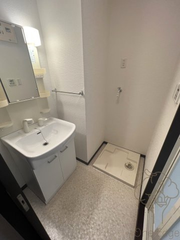 CLAIR TOWERの独立洗面台