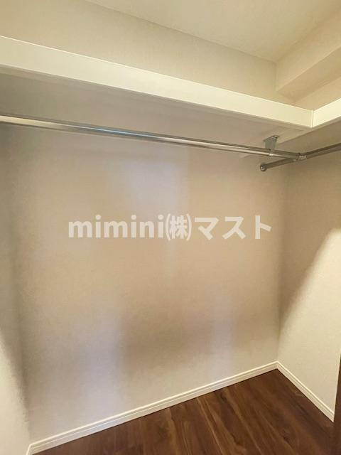 大阪市西区川口２丁目の賃貸マンションの収納