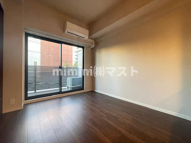 大阪市西区川口２丁目の賃貸マンションの居間・リビング