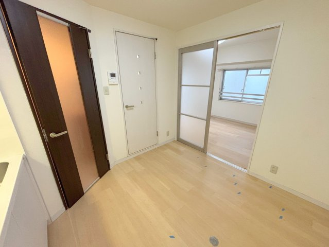 新大阪和光の居間・リビング