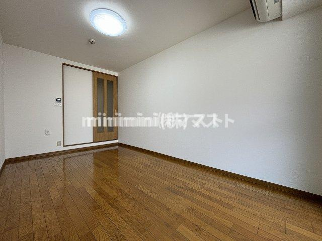大阪市中央区博労町１丁目の賃貸マンションの居間・リビング