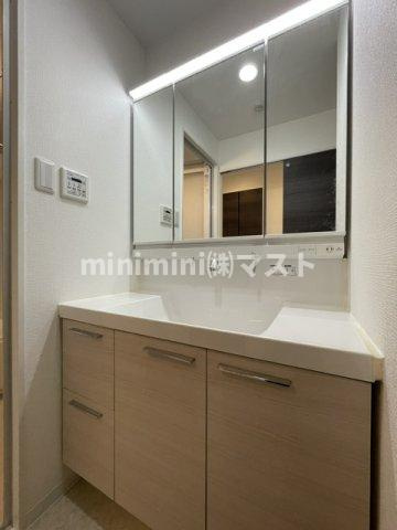 大阪市中央区東平１丁目の賃貸マンションの洗面所