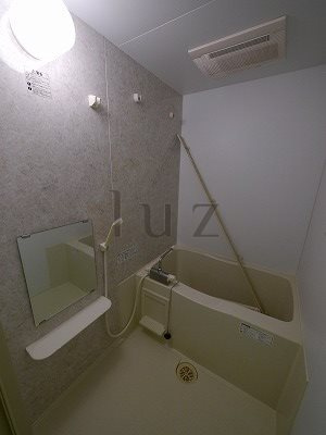 横浜市港南区最戸１丁目の賃貸マンションの浴室|浴室乾燥機付きのお風呂です！！