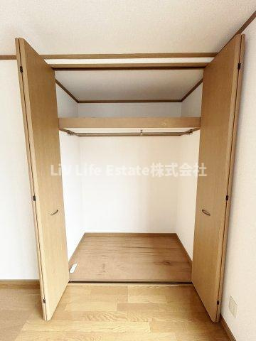 東村山市久米川町４丁目の一戸建ての収納