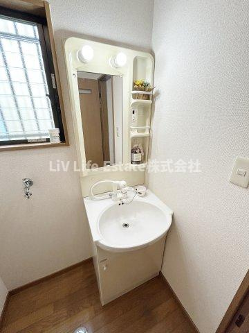 東村山市久米川町４丁目の一戸建て